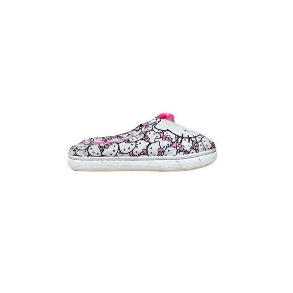 Hello Kitty Kids Slippers Size 5-6 Small - Picture 1 of 4